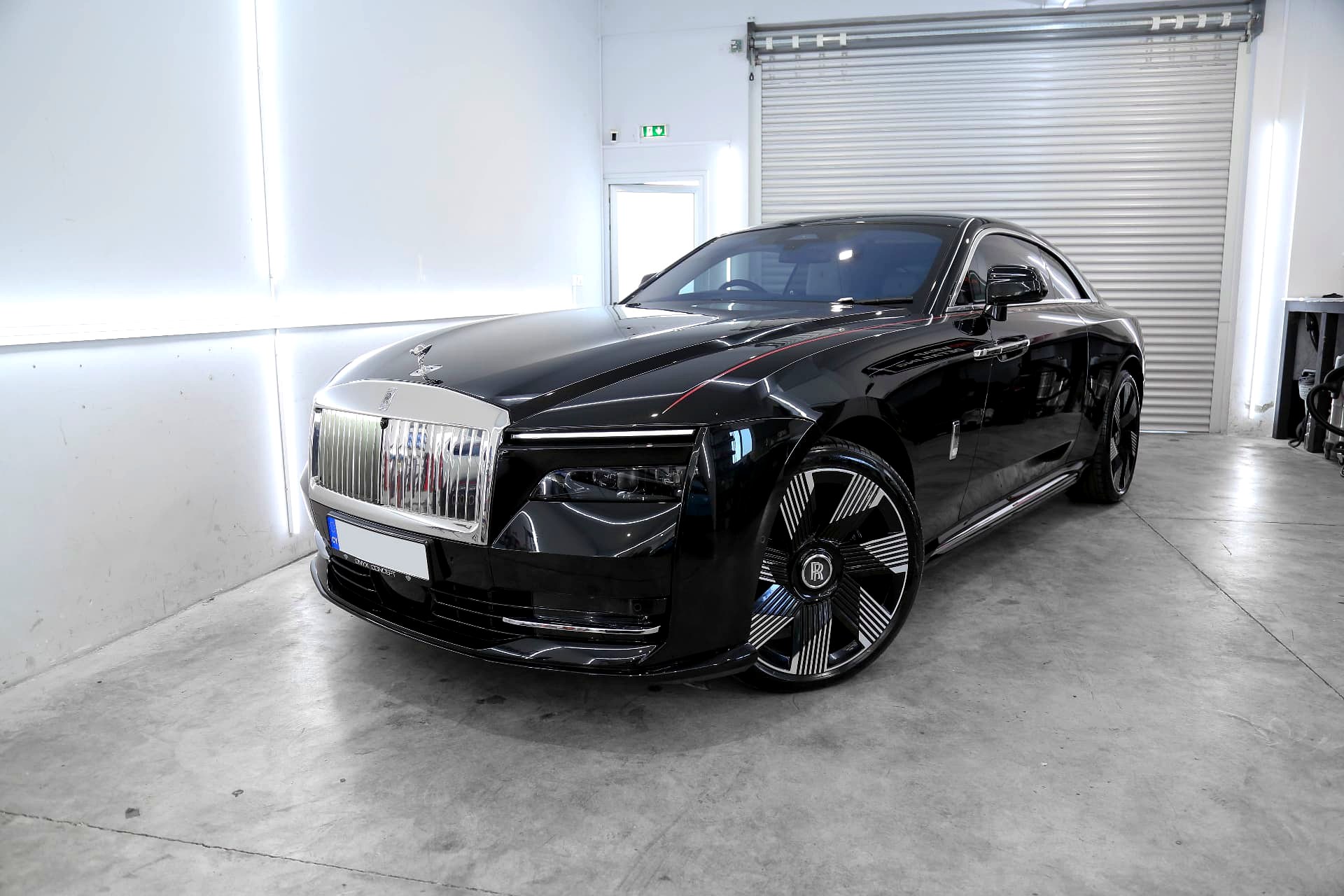 Black Rolls-Royce Spectre by ProWrap Cyprus
